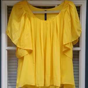 🔵 Yellow W118 by Walter Baker Blouse